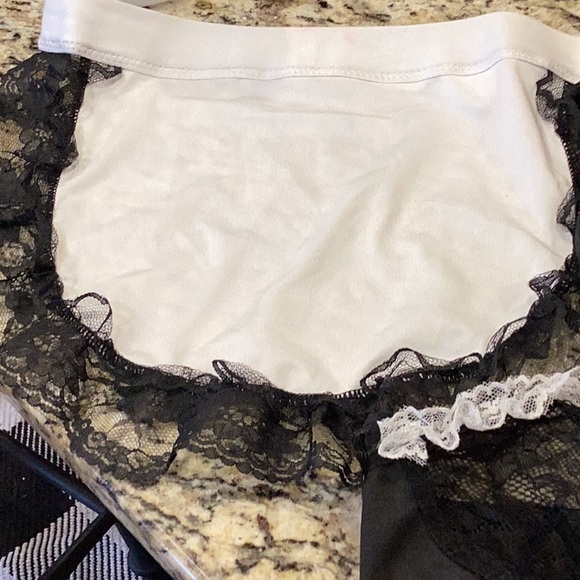 Maid set size medium used condition ❤️ - Picture 6 of 7